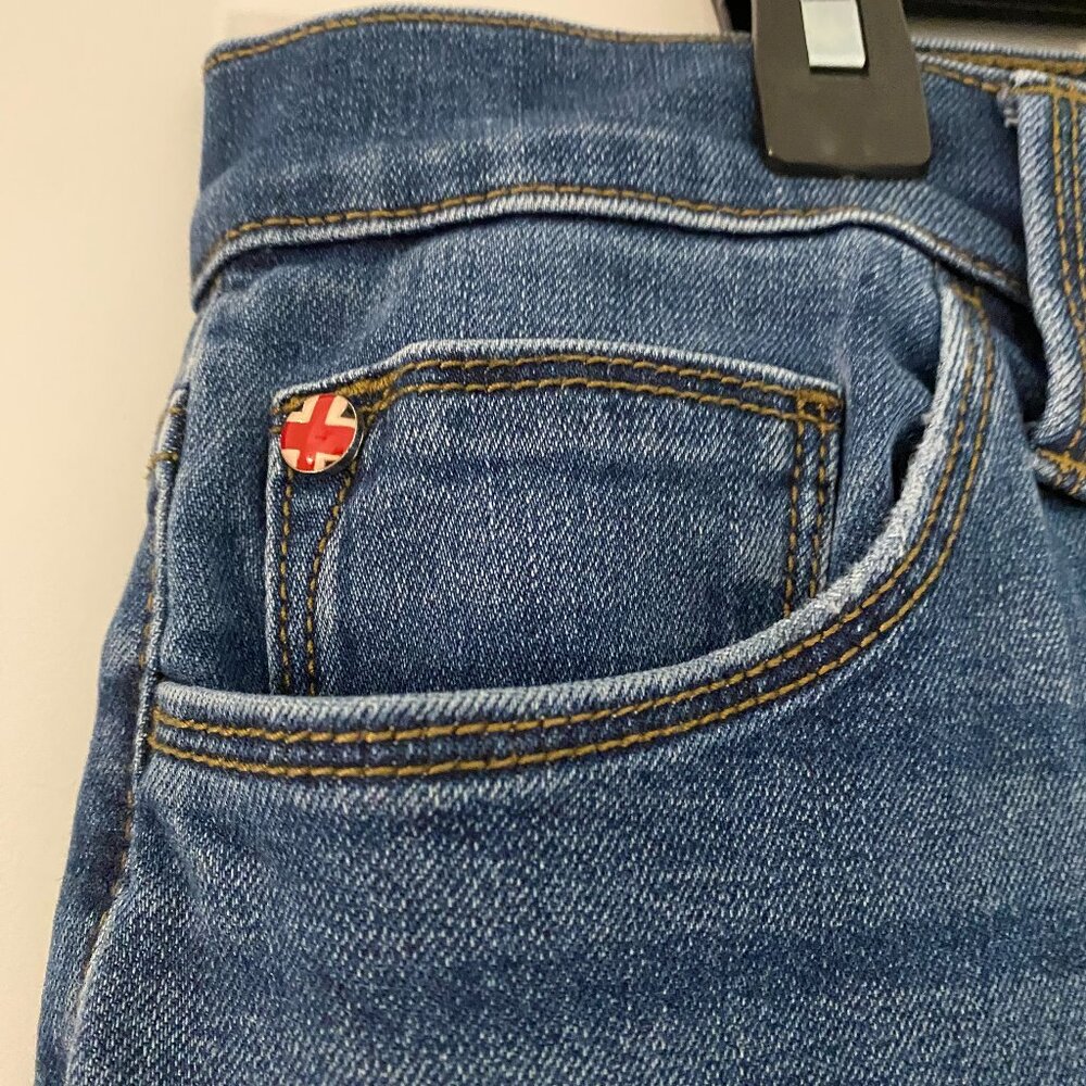 Hudson Crop Jeans Sz. 29 - Picture 2 of 6